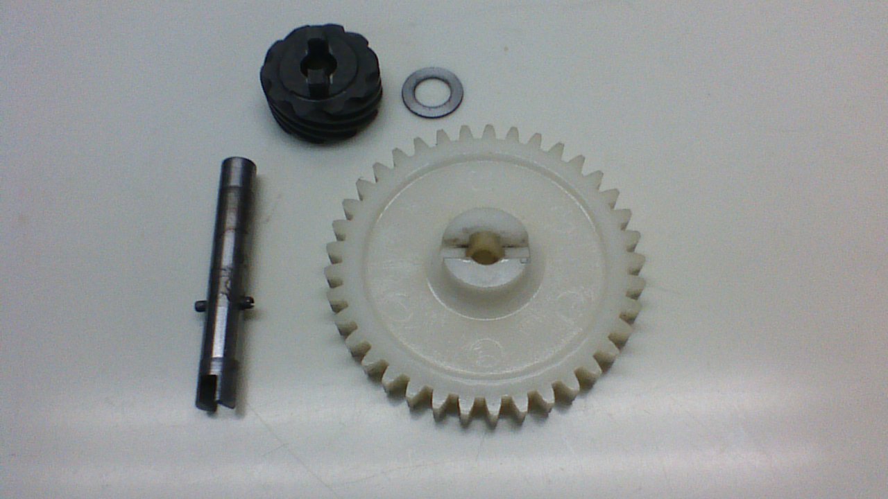 kawasaki kd175 oil pump drive gear assembly part 16086002 16085016