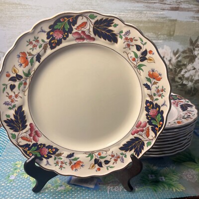 Lot 12 Vintage Marlborough Royal Petal Grindley England Strathcona