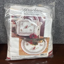 Herrschners Christmas Winter Songbirds, Pillow & Tree Skirt Kit #50-030