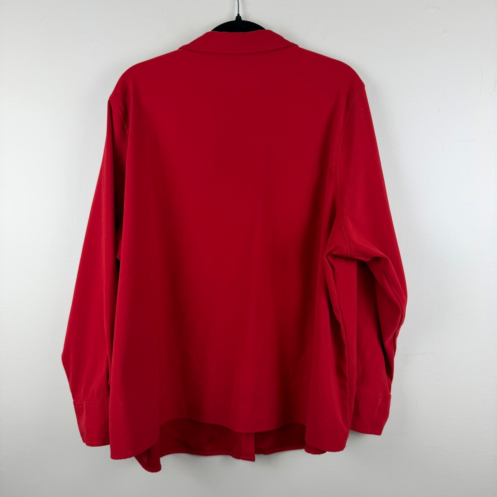 Basic Editions Women’s 2X Red Button-Up Blouse Lo… - image 2