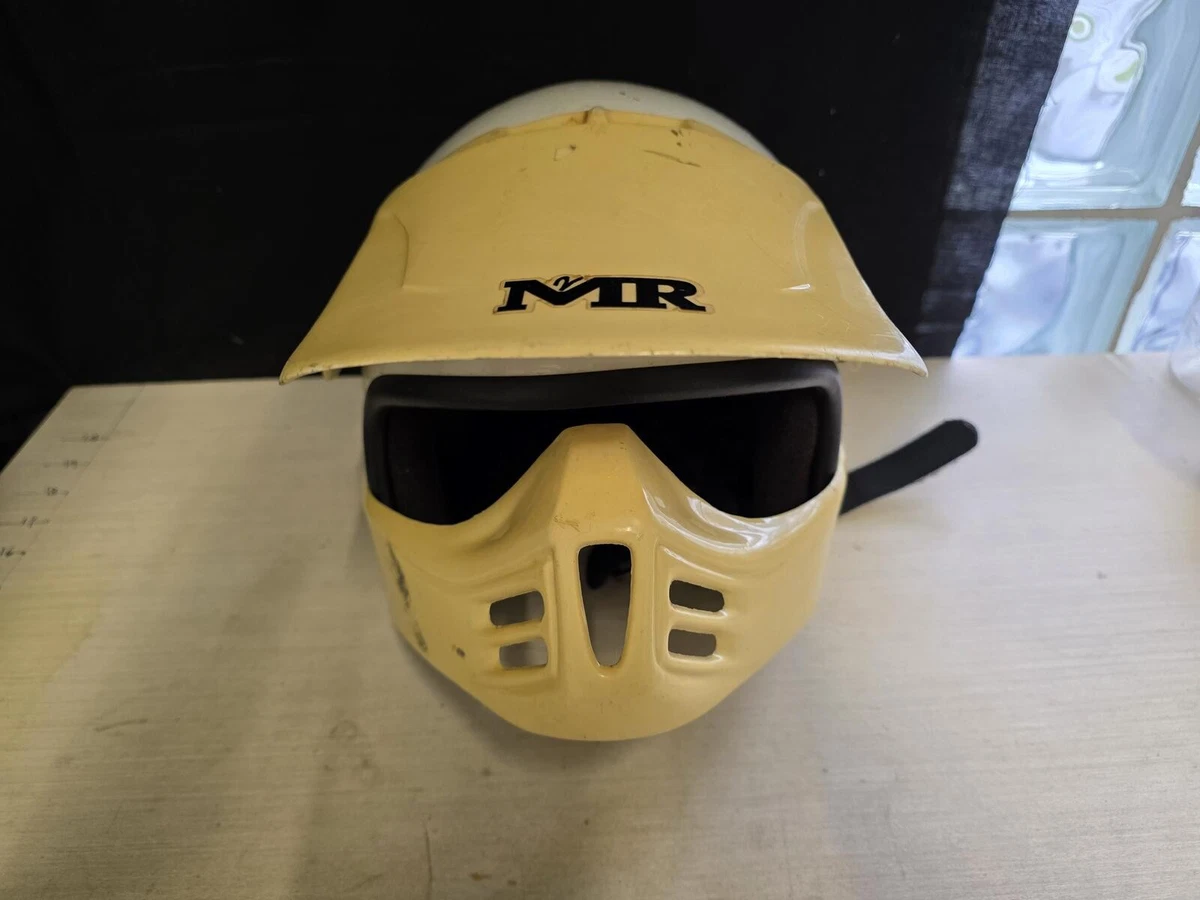 Preços baixos em Capacetes M2R Motocicleta e Esportes a Motor | eBay
