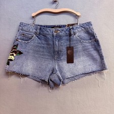 Don Ed Hardy Eternal Painted Heart Design Denim Cut Off Shorts Woman s 28 NEW