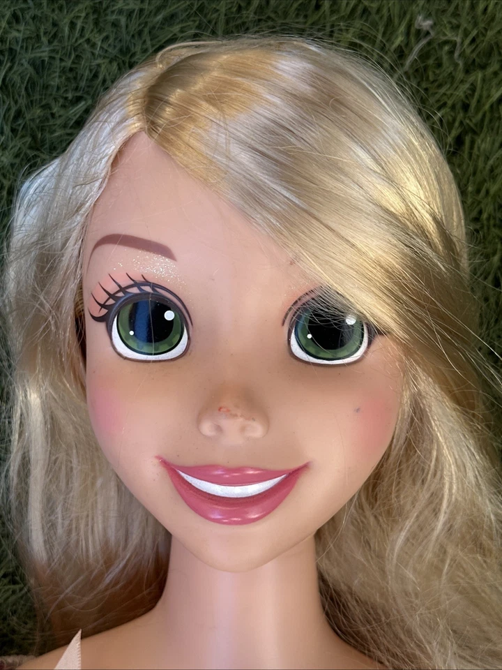 "Muñeca grande posable Disney Tangled Rapunzel Princess My Size 36""" Foto 3 de 4