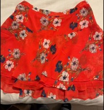 Women Old Navy Red Floral Skirt Size 8 New With Tags