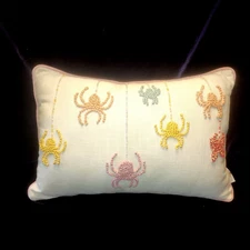 Sweet Street Hook Spider Pillow Beaded Web, Pink piping 21"×15" EUC