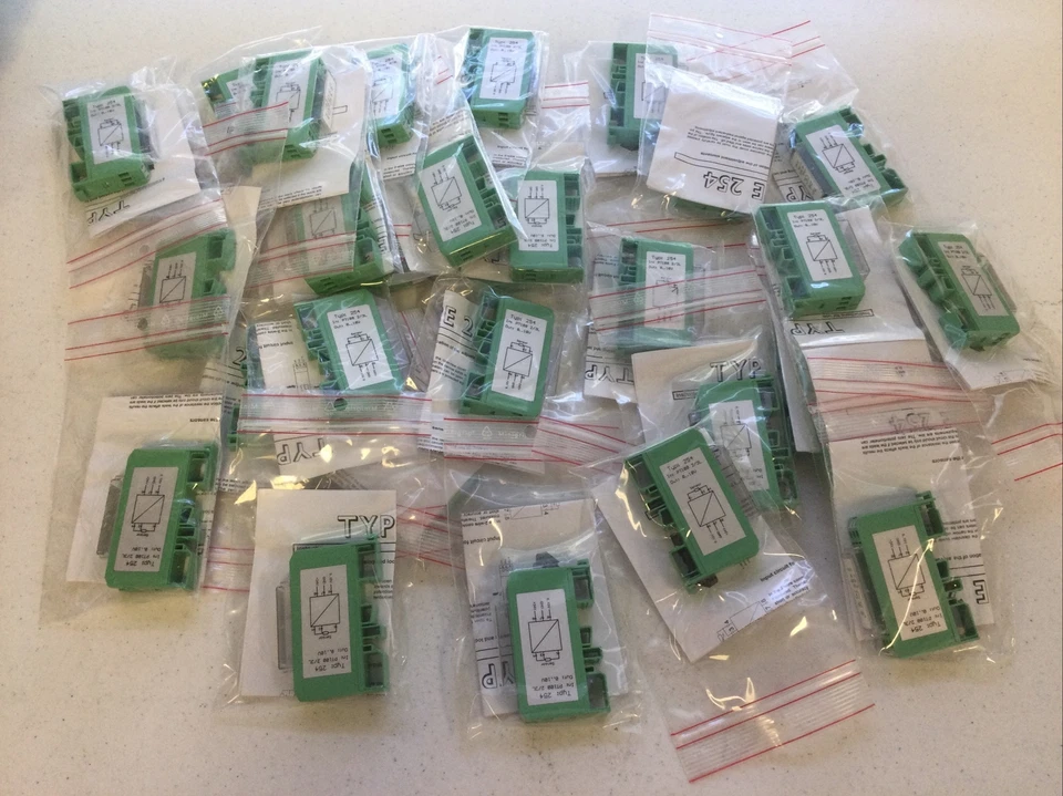 NEW LOT OF 30 WIKA TYPE 254 PT100 TEMPERATURE TRANSMITTER -50..50C, FREE SHIP - Image 3 of 4
