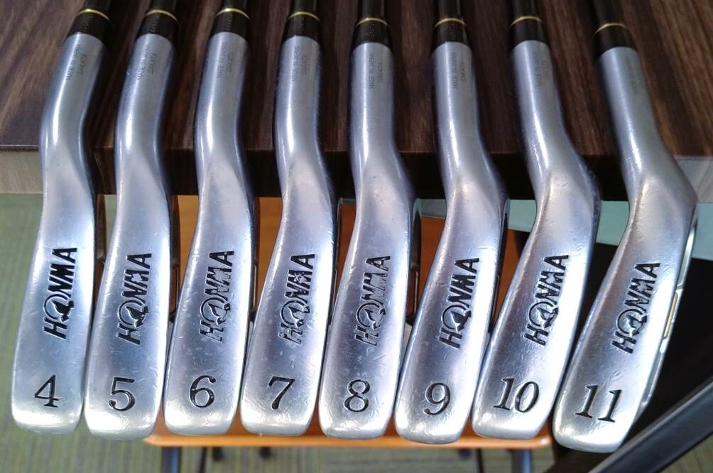 HONMA TWIN MARKS CN-808 2STAR ARMRQ 856 R-FLEX #4-11 IRONS SET