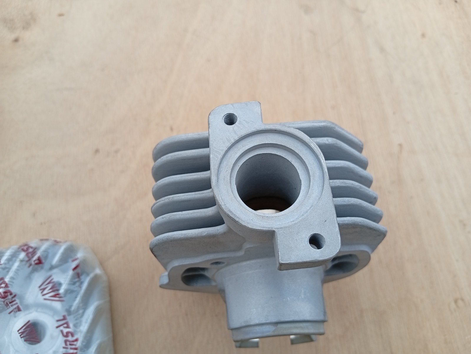 Cylindre culasse en alu Airsal 40mm pour Peugeot Ludix AC améliorant le refroidissement - 4