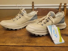 NWT BareTraps Gayle Women's Sz 7.5 M Comfort Shoes Sneakers 