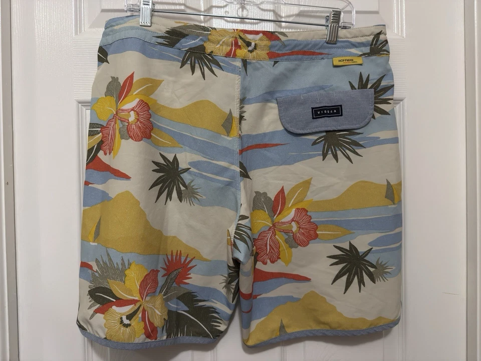 Pantalones Cortos de Natación Vissla Para Hombre Board Upcycle Talla 34 Estampado Floral/Tropical Usados en Excelente Condición Foto 2 de 4