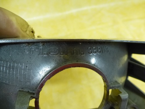 Roller, Scooter, Scheinwerferinnenteil tri.o.m. 331183 - Bild 3 von 3