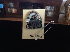 CAROLINA PANTHERS LOGO SKYLINE STAR NFL FOOTBALL LAPEL PIN BADGE * BRAND NEW*