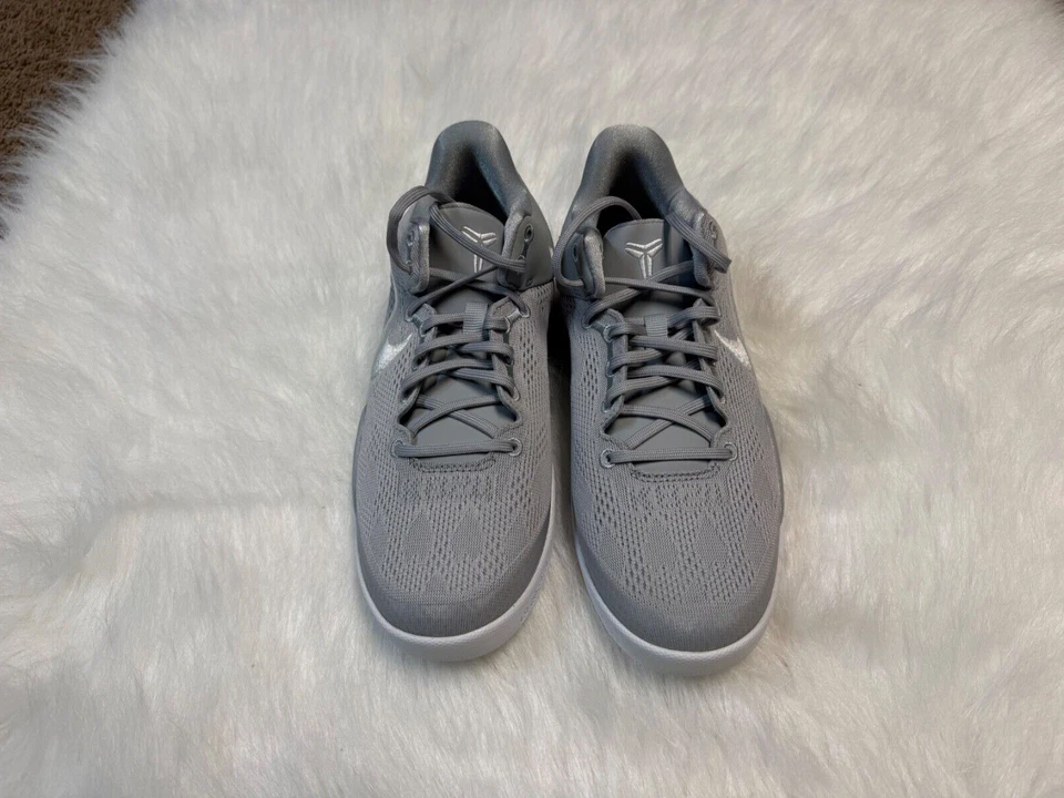 Nike Kobe 8 Kids Size 6Y Sneakers FN0266-003 - Image 3 of 4