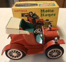 SSS INTERNATIONAL S-1301 Antique Rolls Royce Friction Powered Car Model w Box