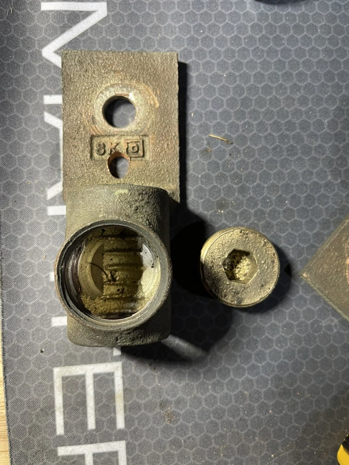 Lote de 3 asas cuadradas D de cobre 600 Mcm Foto 2 de 3