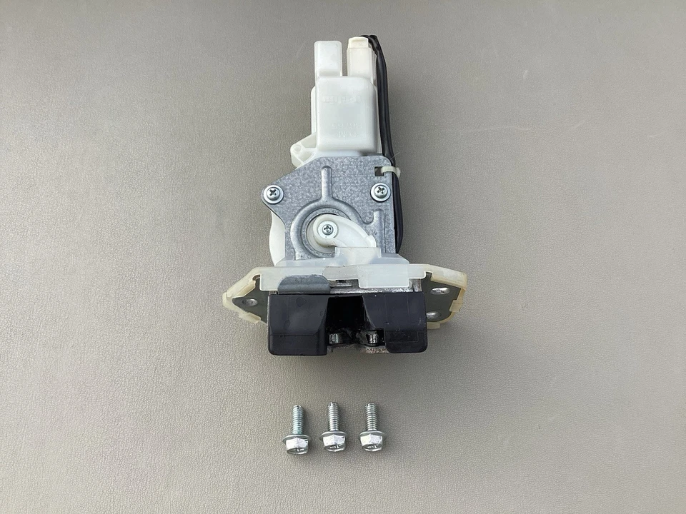 Actuador de bloqueo de liberación de escotilla trasera pestillo maletero Suzuki SX4 2007-2012 FABRICANTE DE EQUIPOS ORIGINALES * Foto 4 de 4