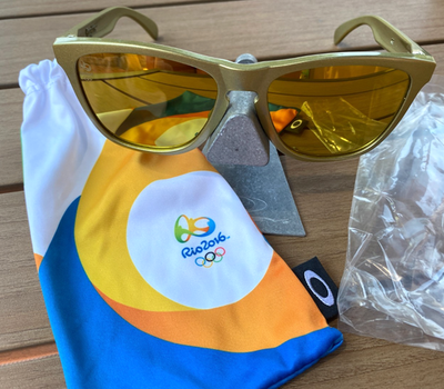 New Oakley Frogskins Sunglass Rio Olympic 2016 Gold 24K Gold