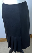 Ann Taylor Black Straight Skirt Size 6 Waist 26” Dark Academia Pleated Hem Smart