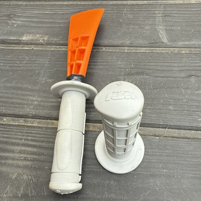 Original KTM MX Halbwaffel Soft Grip Set Griffe mit KTM Schlammkratzer (WOW )