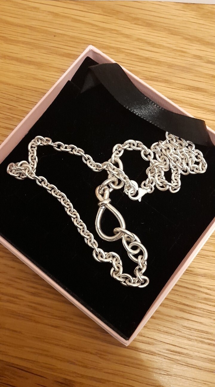 BNIB Authentic Pandora Chunky Infinity Knot Chain Necklace.398902C00