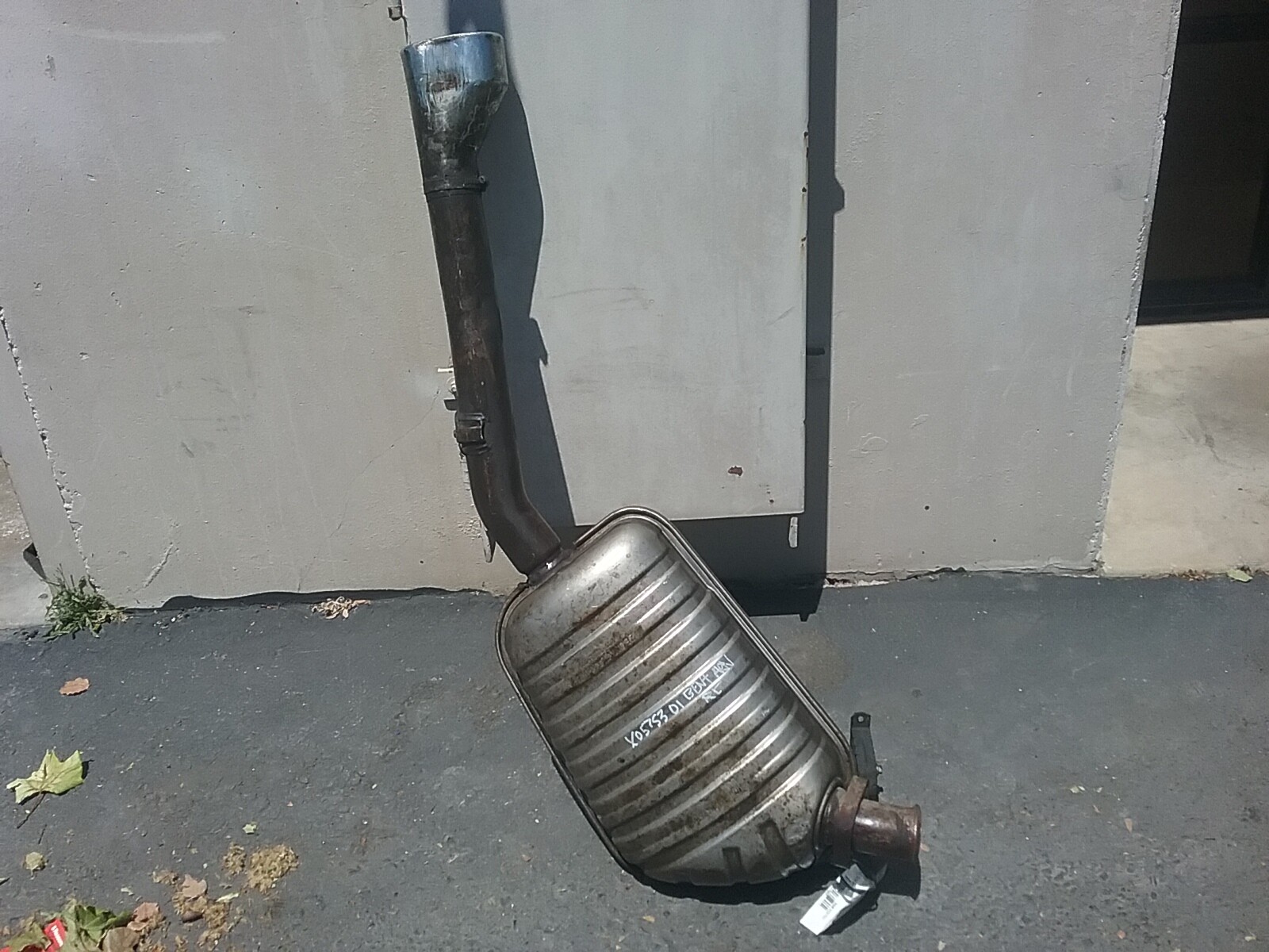 2000-2005 Bentley Arnage Left Rear Muffler PJ20475PD #333.BEB01