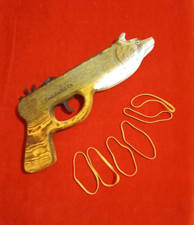 RARE Unique 'Confusion Hill, CA' Handmade Wooden Wolf Head Rubber Band Shooter