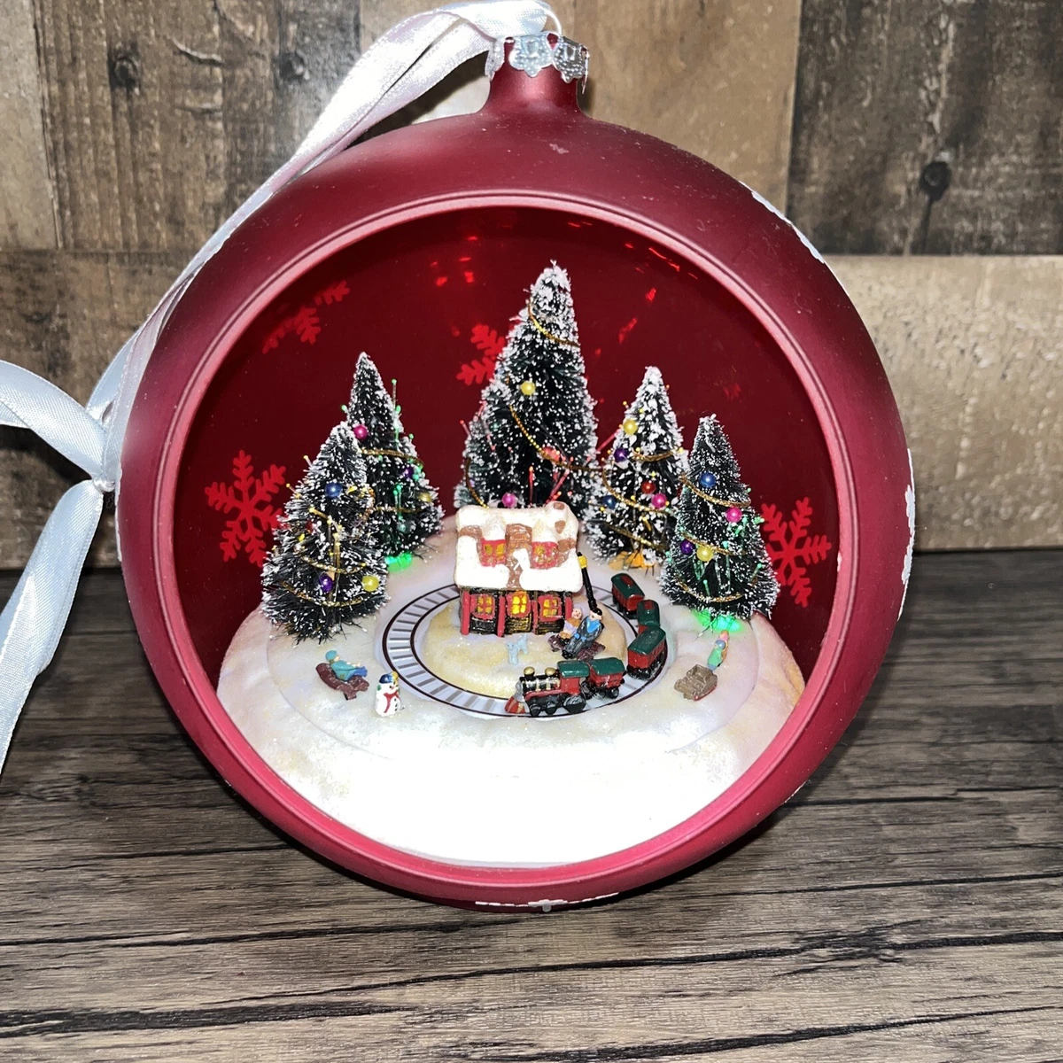 Animated Christmas Ornaments