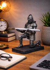 Medieval Knight Pen Holder with Pen Desk Ornament Armour Statue 21cm