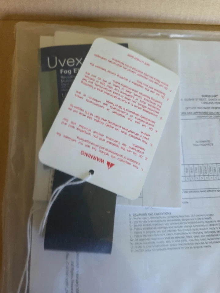 Survivair Opti-Fit 40mm NATO CBRN 7690 Adjustable Gas Mask - Medium, Brand New - Image 2 of 4