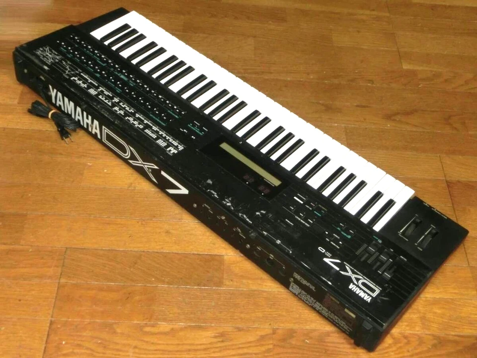 Yamaha DX7IID DX7II-D DX7-IID FM Digital Synthesizer Keyboard Used Working - Image 4 of 4