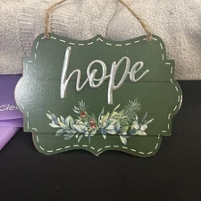 Green Cute Hope Sign Wood Wall Decor for Home Or Office
