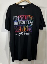 HEADLINES DON'T SELL PAPES NEWSIES SELL PAPES T-Shirt 3XL
