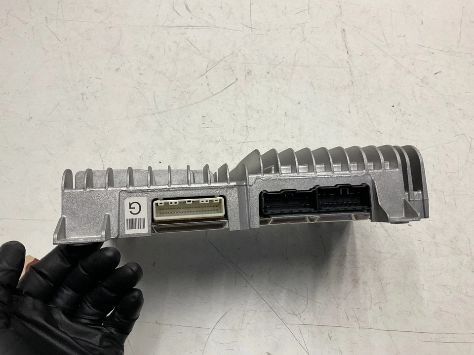 Amplificador de audio de radio Infiniti Q70L Bose 2015 28061-1pm0A Foto 2 de 4