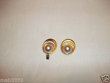 Shoe Clips - Vintage Faux Pearls mounted on Gold Tone Loops-Great Shoe Pickup