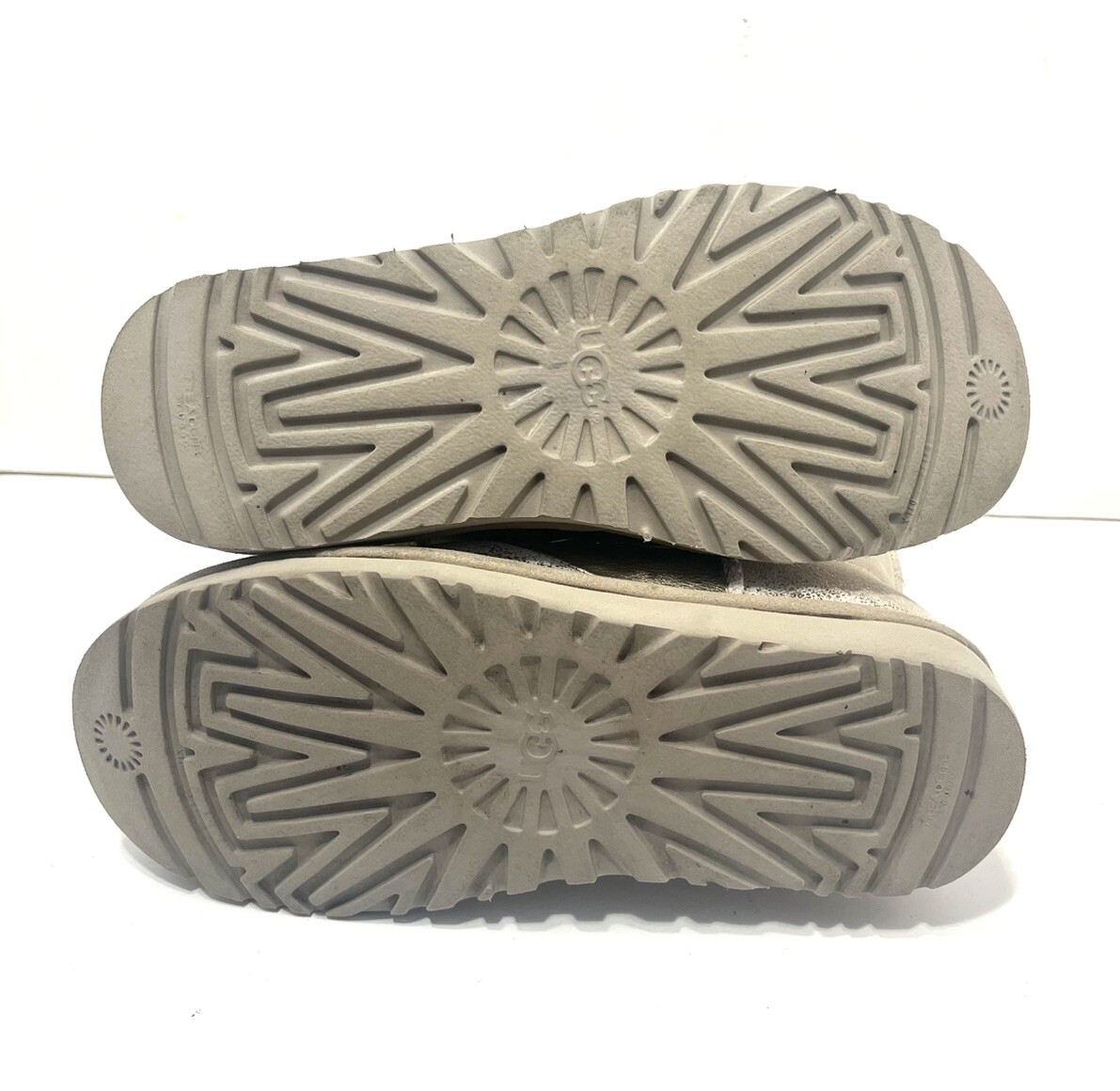 Rare UGG Classic Gold Glitter Patchwork Pull On S… - image 2