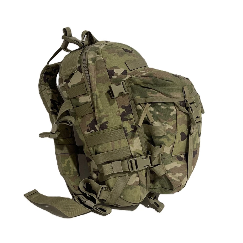 USGI Multicam OCP MOLLE Assault Pack - Mochila de asalto de 3 días Foto 2 de 3