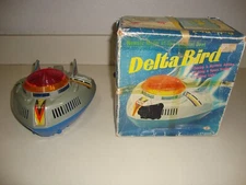 VINTAGE DELTA BIRD SPACE SHIP FLYING SAUCER
