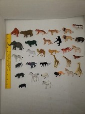 Wild Animals Plastic Lot 32 Total Lions Tigers Giraffes Hippos Etc. ,small