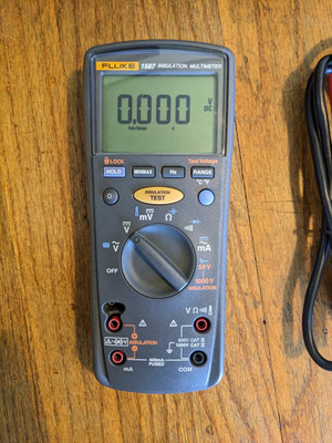 FLUKE 1587  INSULATION MULTIMETER WITH ACCESSORIES & CASE