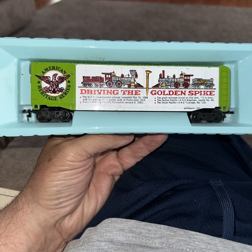 Coche de caja escala HO Bachmann Driving the Golden Spike 1288  | Zustand: Used