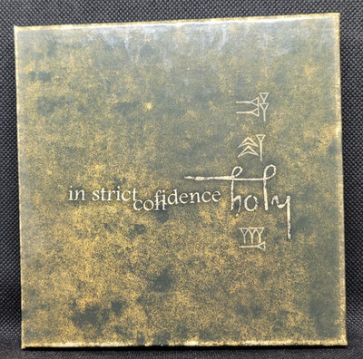 In Strict Confidence   Holy - -Box-Set (2004) - inkl. 2 CDs, Postcards & Sticker