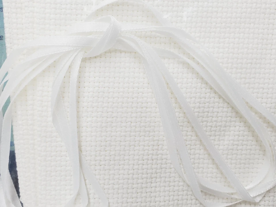 Pack of 4 Janlynn Personal-Wares 4 WHITE Cross Stitch Sachets NIP - Image 4 of 4