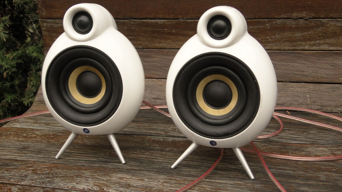 High End Scandyna MIcroPod Stereo Bluetooth Speaker System Made In