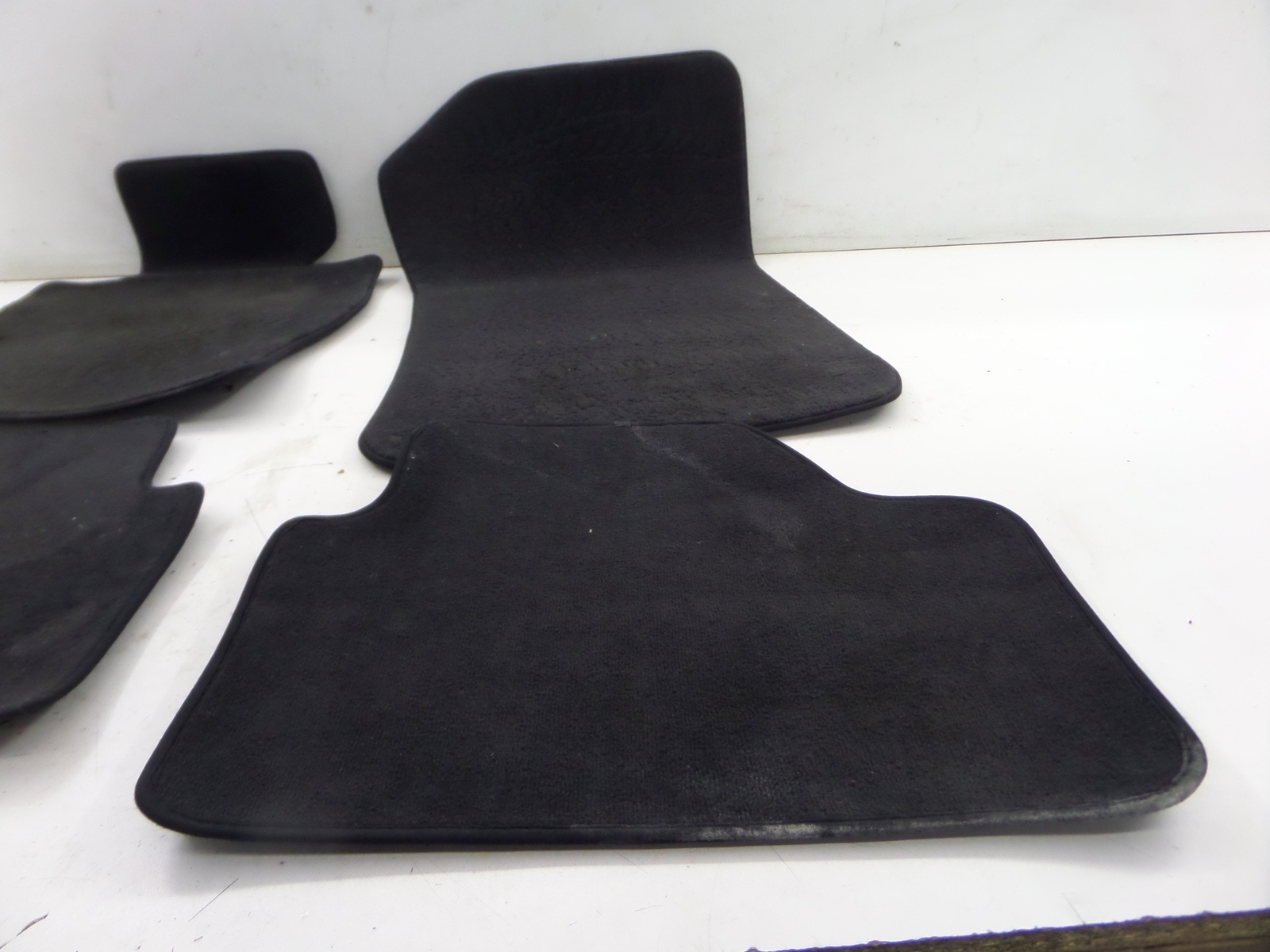 BMW X1 Floor Mats E84 1215 OEM 10648011 eBay