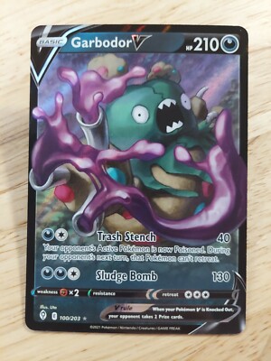 Garbodor V 100/203 Evolving Skies NM Ultra Rare Pokemon Card