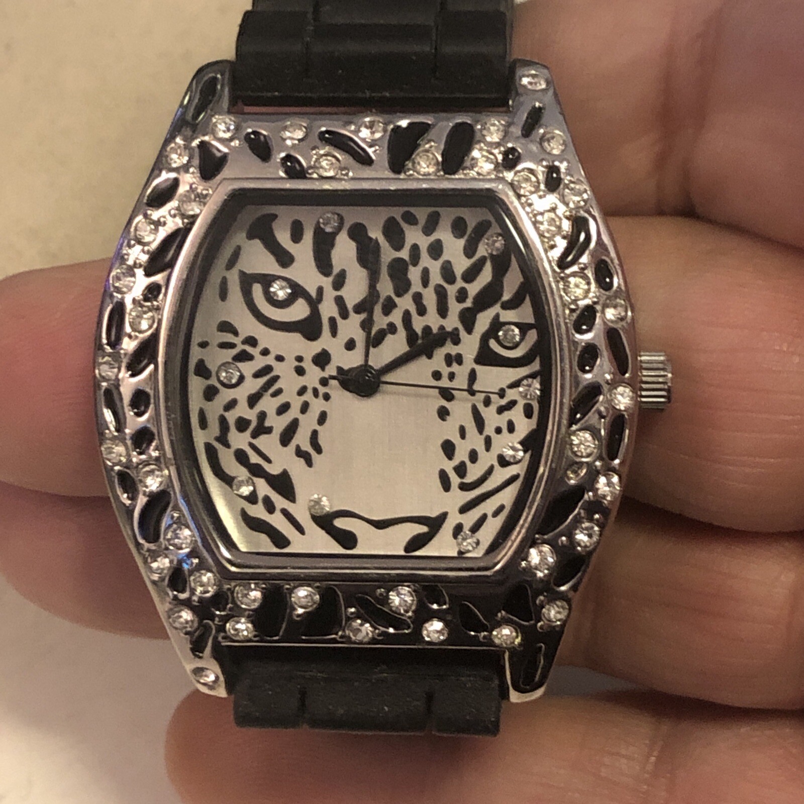 Leopard Face Watch - image 5
