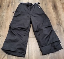 REI black boys snow pants Size 4/5 Ski pants Snowboard Winter Pants