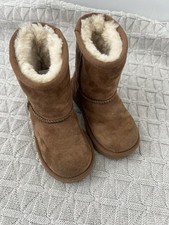 UGG Kids Toddler Classic Boots Chestnut 1017703T Size 9