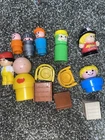 Lot of 13 Vintage Fisher Price Little People Plastic Figures N Pieces 1988-2000