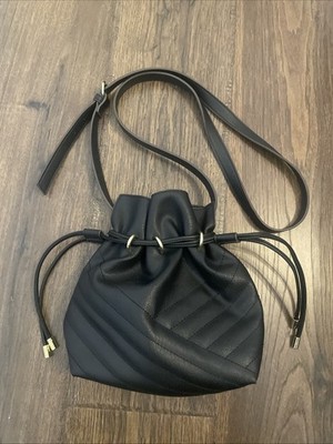 Liz Claiborne VTG Black Faux Leather Drawstring Bucket Bag Chevron Crossbody